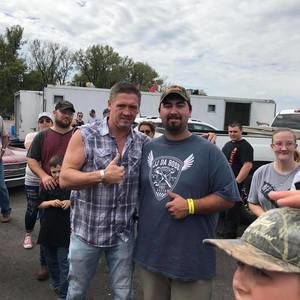 Meet your Posher, Tyler